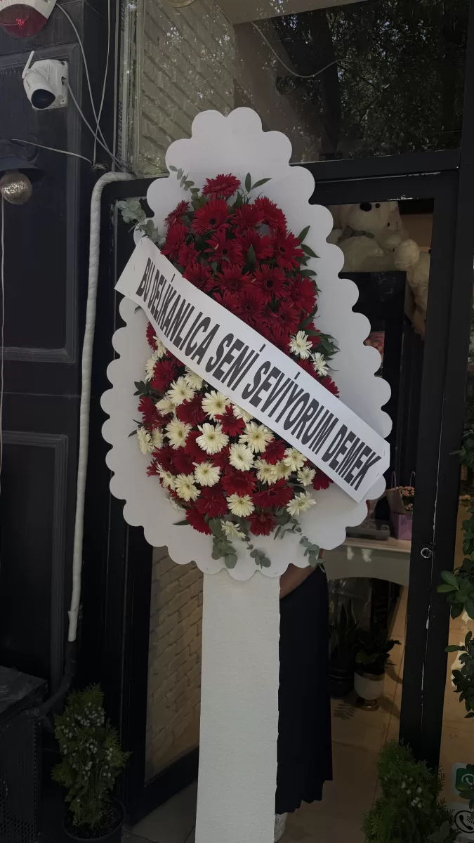 Kutlama çelenk